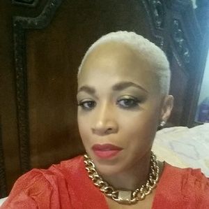 Meet your Posher, Roseanne